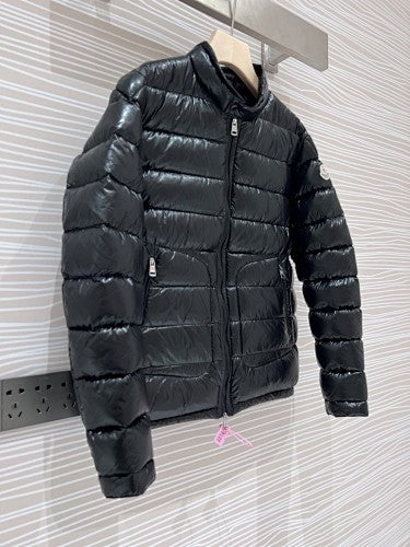 Moncler Acorus Lightweight Down Jacket – Black