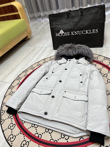 Moose Knuckles Men’s Hooded Parka | Light Gray